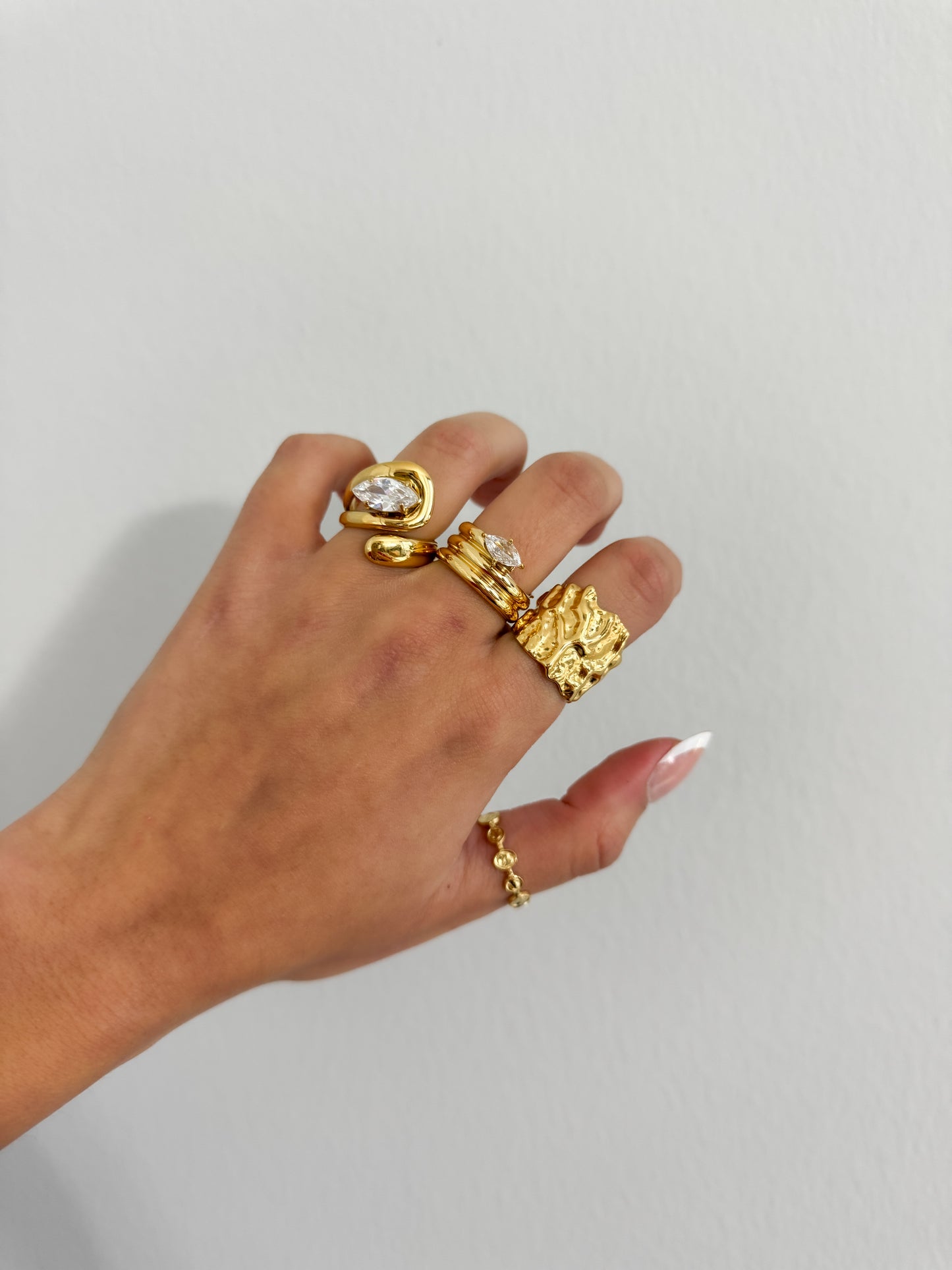 Eloria Textured Band