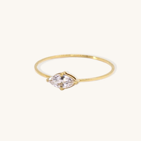 Dainty Izzie Ring