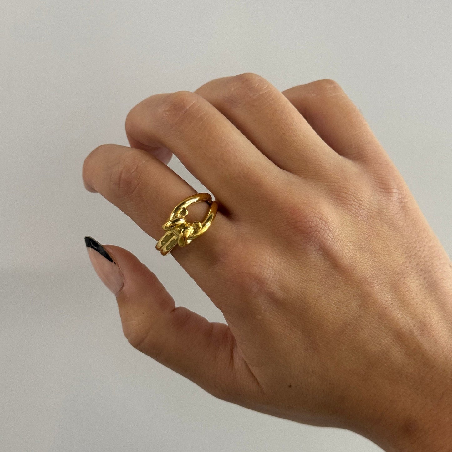 Gold chain ring for women, gold filled chain ring, knot statement ring, minimalist statement ring, chunky gold ring, thick gold ring for her