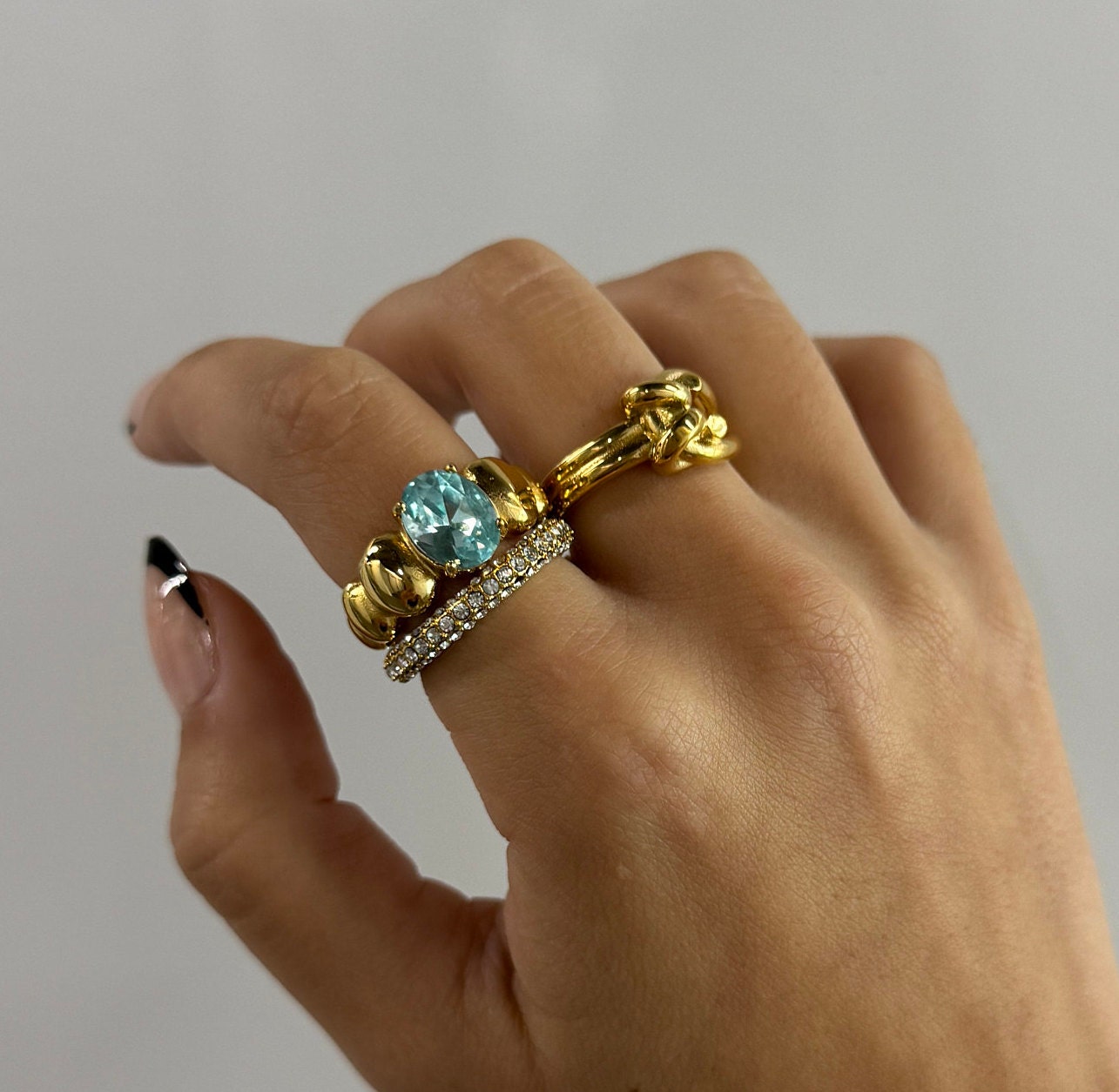 Gold ring blue topaz, gold minimal ring, turquiose chunky statement ring, gold filled ring, thick gold ring, sapphire birthstone ring, blue